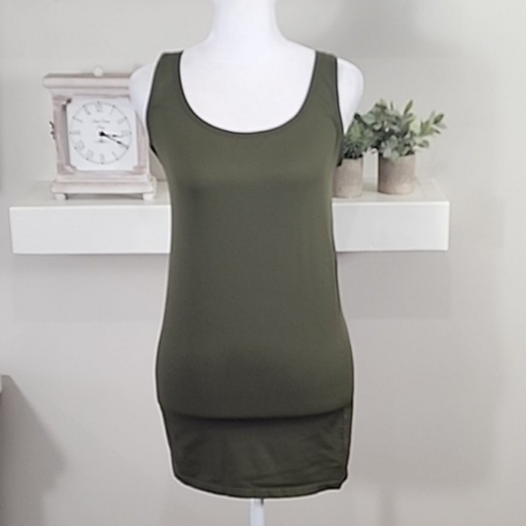 Rock & Republic Seamless Olive Green Tank Top New Without Tags - Picture 2 of 5